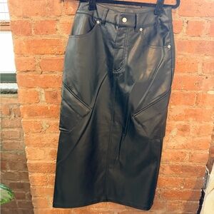 Air Jordan Nike Black Faux Leather Cargo Midi Skirt Slim Fit Size 2 NWT